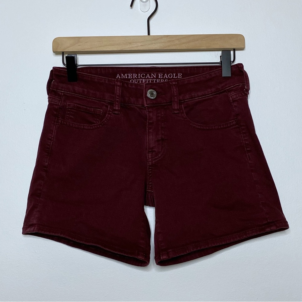 American Eagle Burgandy MIDI Twill Preppy Shorts Size 2
